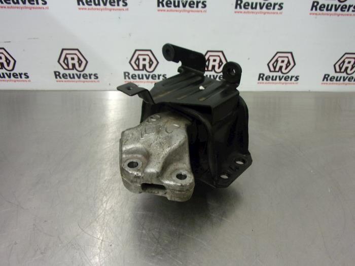 Gebruikte Motorrubber Citroen Berlingo 1.6 Hdi 75 16V Phase 1 Prijs € 25,00 Margeregeling aangeboden door Autorecycling Reuvers B.V.