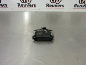 Gebruikte Sensor regen Citroen C4 Picasso (UD/UE/UF) 1.6 HDiF 16V 110 Prijs € 30,00 Margeregeling aangeboden door Autorecycling Reuvers B.V.