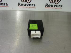 Gebruikte Richtingaanwijzer relais Kia Picanto (TA) 1.0 12V Prijs € 10,00 Margeregeling aangeboden door Autorecycling Reuvers B.V.