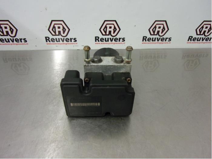 Gebruikte ABS Pomp Chevrolet Aveo (250) 1.2 16V Prijs € 100,00 Margeregeling aangeboden door Autorecycling Reuvers B.V.