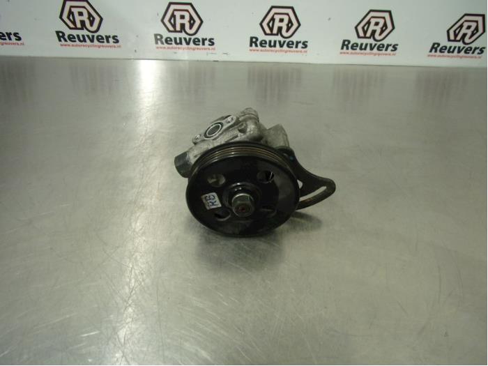 Gebruikte Pomp Servo Chevrolet Aveo (250) 1.2 16V Prijs € 55,00 Margeregeling aangeboden door Autorecycling Reuvers B.V.