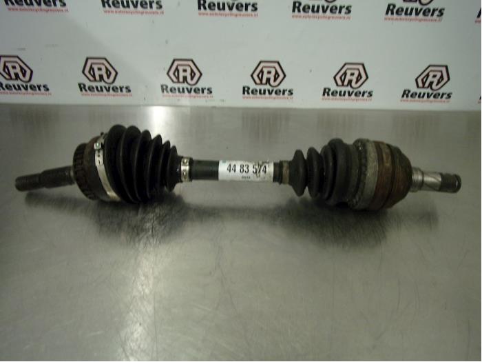 Gebruikte Steekas links-voor Saab 900 II (YS3D) 2.3 S,SE 16V Prijs € 35,00 Margeregeling aangeboden door Autorecycling Reuvers B.V.