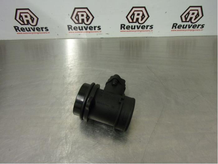Gebruikte Luchtmassameter Fiat Panda (169) 1.3 JTD 16V Multijet Prijs € 25,00 Margeregeling aangeboden door Autorecycling Reuvers B.V.