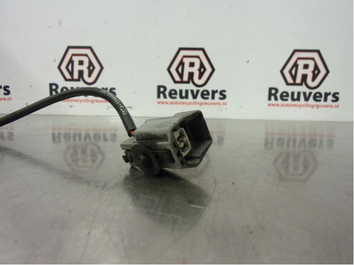 Pingelsensor van een Ford Mondeo IV Wagon 2.3 16V 2008