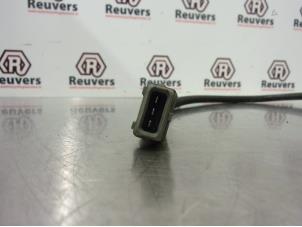Klopsensor van een Kia Rio (DC22/24) 1.3 2005