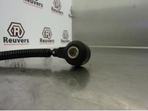 Klopsensor van een Kia Rio (DC22/24) 1.3 2005