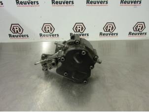 Gebruikte Videpomp (Diesel) Volkswagen Transporter T5 1.9 TDi Prijs € 75,00 Margeregeling aangeboden door Autorecycling Reuvers B.V.