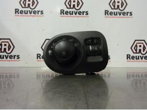 Gebruikte Licht Schakelaar Seat Altea XL (5P5) 1.9 TDI Prijs € 25,00 Margeregeling aangeboden door Autorecycling Reuvers B.V.