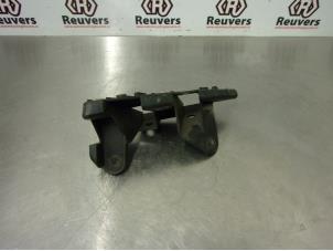 Gebruikte Bumpersteun rechts-achter Seat Altea XL (5P5) 1.9 TDI Prijs € 15,00 Margeregeling aangeboden door Autorecycling Reuvers B.V.