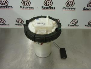 Gebruikte Tank element Pomp Peugeot 207/207+ (WA/WC/WM) 1.6 16V Prijs € 35,00 Margeregeling aangeboden door Autorecycling Reuvers B.V.