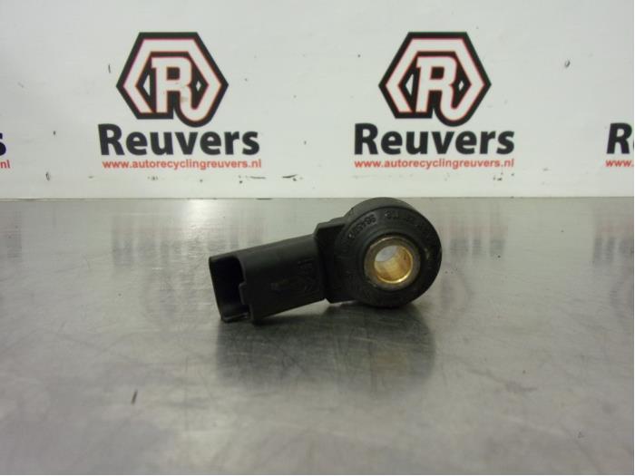 Gebruikte Klopsensor Peugeot 207/207+ (WA/WC/WM) 1.6 16V Prijs € 10,00 Margeregeling aangeboden door Autorecycling Reuvers B.V.