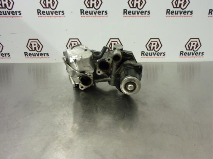 Gebruikte EGR Klep Volkswagen Passat Variant (365) 2.0 TDI 16V 135 Prijs € 50,00 Margeregeling aangeboden door Autorecycling Reuvers B.V.