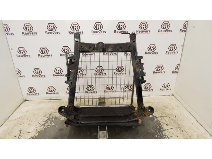 Gebruikte Subframe Dacia Logan MCV I (KS) 1.6 16V Prijs € 75,00 Margeregeling aangeboden door Autorecycling Reuvers B.V.