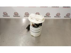 Gebruikte Tank element Pomp Dacia Logan MCV (KS) 1.6 16V Prijs € 50,00 Margeregeling aangeboden door Autorecycling Reuvers B.V.
