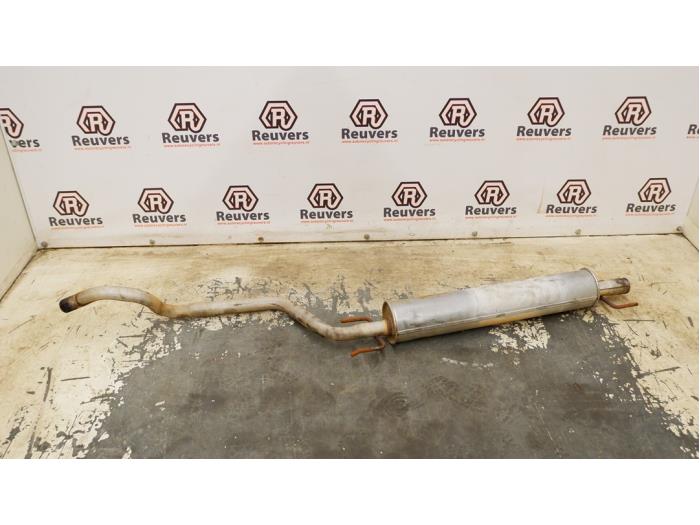 Gebruikte Uitlaat Middendemper Opel Zafira (M75) 2.2 16V Direct Ecotec Prijs € 30,00 Margeregeling aangeboden door Autorecycling Reuvers B.V.