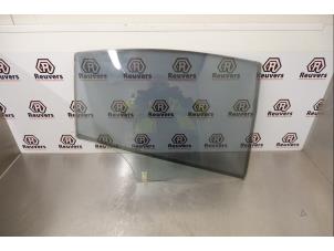 Gebruikte Portierruit 4Deurs rechts-achter Mazda 3 (BK12) 1.6i 16V Prijs € 30,00 Margeregeling aangeboden door Autorecycling Reuvers B.V.