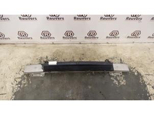 Gebruikte Bumperbalk voor Citroen C4 Coupé (LA) 1.4 16V Prijs € 25,00 Margeregeling aangeboden door Autorecycling Reuvers B.V.