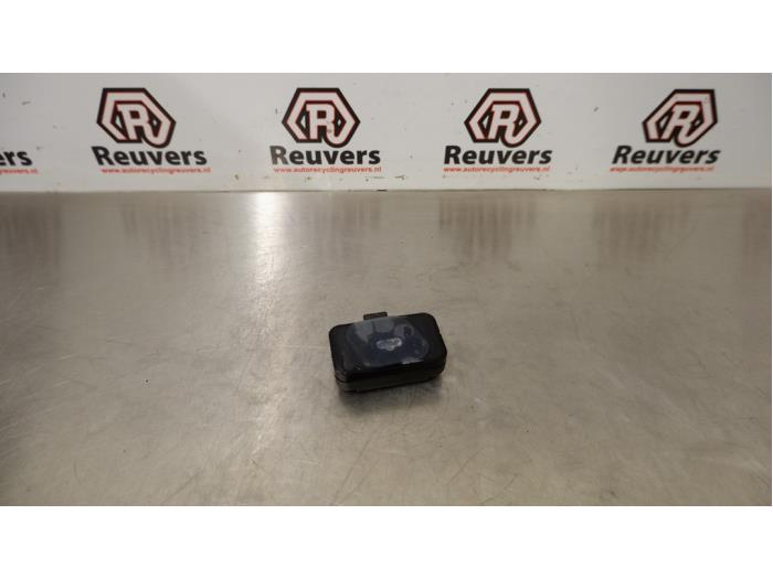 Gebruikte Sensor regen Citroen C4 Coupé (LA) 1.4 16V Prijs € 15,00 Margeregeling aangeboden door Autorecycling Reuvers B.V.