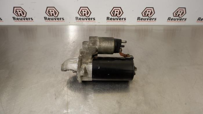 Gebruikte Startmotor BMW 5 serie Touring (E61) 525d 24V Prijs € 30,00 Margeregeling aangeboden door Autorecycling Reuvers B.V.