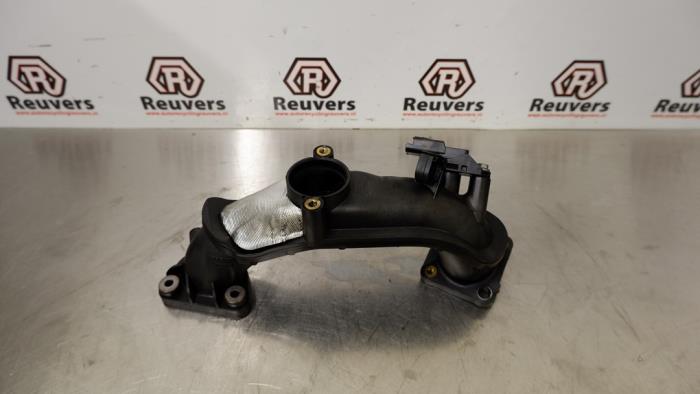Gebruikte Intercooler Buis Citroen DS3 (SA) 1.6 e-HDi Prijs € 25,00 Margeregeling aangeboden door Autorecycling Reuvers B.V.