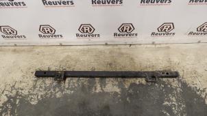 Gebruikte Radiateurbalk Opel Combo 1.3 CDTI 16V ecoFlex Prijs € 25,00 Margeregeling aangeboden door Autorecycling Reuvers B.V.