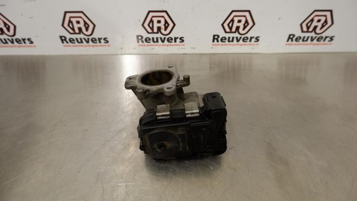 Gebruikte Gasklephuis Opel Combo 1.3 CDTI 16V ecoFlex Prijs € 30,00 Margeregeling aangeboden door Autorecycling Reuvers B.V.