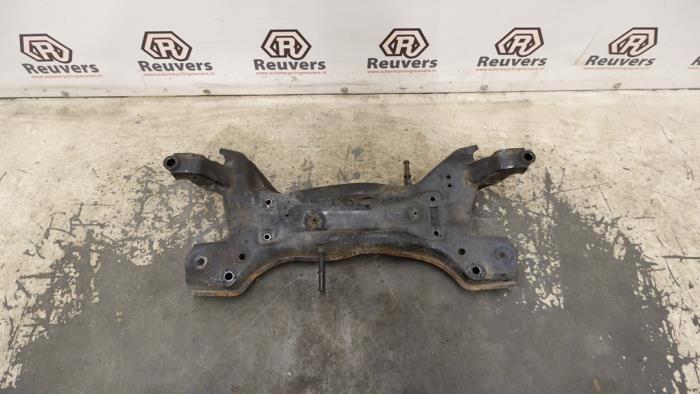 Gebruikte Subframe Skoda Fabia II (5J) 1.2i 12V Prijs € 40,00 Margeregeling aangeboden door Autorecycling Reuvers B.V.