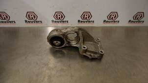 Gebruikte Motorsteun Citroen C4 Coupé (LA) 1.4 16V Prijs € 35,00 Margeregeling aangeboden door Autorecycling Reuvers B.V.