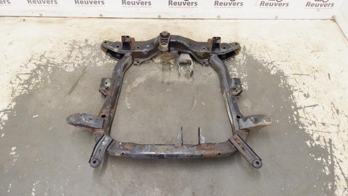 Gebruikte Subframe Opel Tigra Twin Top 1.3 CDTi 16V Prijs € 75,00 Margeregeling aangeboden door Autorecycling Reuvers B.V.