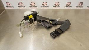 Gebruikte Veiligheidsgordel rechts-voor Renault Clio III (BR/CR) 1.5 dCi 85 Prijs € 40,00 Margeregeling aangeboden door Autorecycling Reuvers B.V.