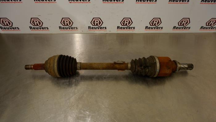 Gebruikte Steekas links-voor Renault Clio III (BR/CR) 1.5 dCi 85 Prijs € 35,00 Margeregeling aangeboden door Autorecycling Reuvers B.V.