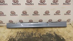 Gebruikte Sideskirt links BMW 1 serie (E87/87N) 116i 1.6 16V Prijs € 30,00 Margeregeling aangeboden door Autorecycling Reuvers B.V.