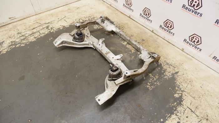 Subframe van een BMW 1 serie (E87/87N) 116i 1.6 16V 2004