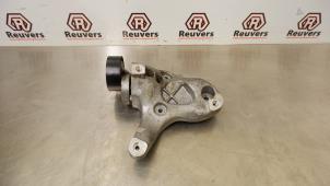 Gebruikte Aircopomp Steun Volkswagen Golf V (1K1) 1.4 FSI 16V Prijs € 25,00 Margeregeling aangeboden door Autorecycling Reuvers B.V.