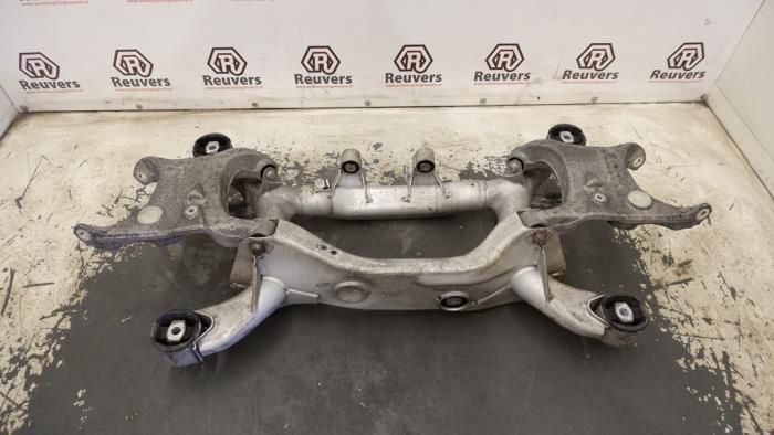 Subframe van een BMW 7 serie (E65/E66/E67) 745i,Li 4.4 V8 32V 2004