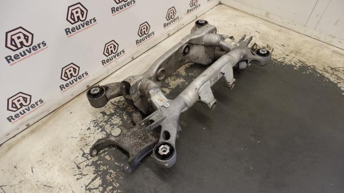 Subframe van een BMW 7 serie (E65/E66/E67) 745i,Li 4.4 V8 32V 2004