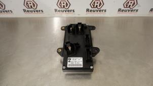 Gebruikte Module (diversen) BMW 7 serie (E65/E66/E67) 745i,Li 4.4 V8 32V Prijs € 50,00 Margeregeling aangeboden door Autorecycling Reuvers B.V.
