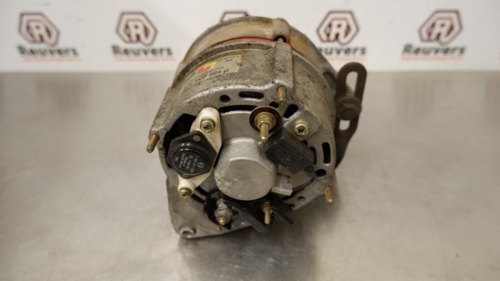 Alternator van een Ford Fiesta 3 1.3 i,Classic 1992