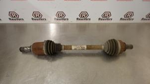 Gebruikte Steekas links-achter Renault Twingo III (AH) 0.9 Energy TCE 90 12V Prijs € 35,00 Margeregeling aangeboden door Autorecycling Reuvers B.V.