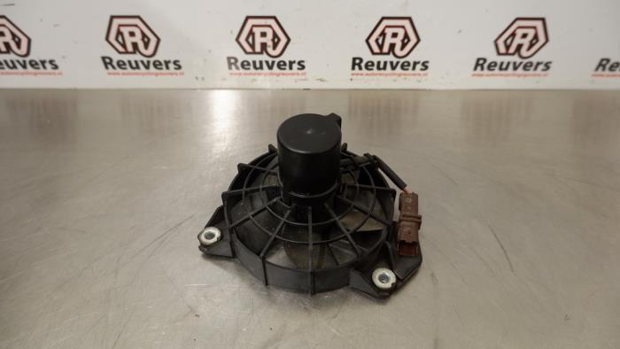 Gebruikte Vin Renault Twingo III (AH) 0.9 Energy TCE 90 12V Prijs € 20,00 Margeregeling aangeboden door Autorecycling Reuvers B.V.