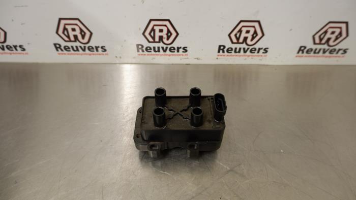 Gebruikte Bobine Renault Twingo (C06) 1.2 Prijs € 20,00 Margeregeling aangeboden door Autorecycling Reuvers B.V.