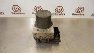 Gebruikte ABS Pomp Citroen C5 III Tourer (RW) 2.0 HDiF 16V Prijs € 100,00 Margeregeling aangeboden door Autorecycling Reuvers B.V.