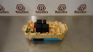 Gebruikte Zekeringkast Mitsubishi Pajero Pinin (H6/H7) 1.8 GDI 16V 3-drs. Prijs € 50,00 Margeregeling aangeboden door Autorecycling Reuvers B.V.