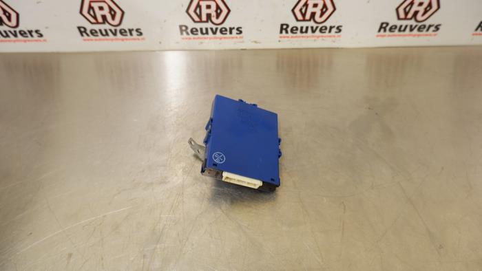 Gebruikte Module (diversen) Toyota Prius (NHW20) 1.5 16V Prijs € 35,00 Margeregeling aangeboden door Autorecycling Reuvers B.V.