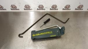 Gebruikte Gereedschap Set Subaru Forester (SG) 2.0 16V X Prijs € 20,00 Margeregeling aangeboden door Autorecycling Reuvers B.V.