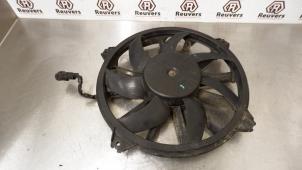 Gebruikte Koelvin Motor Citroen Berlingo 1.6 BlueHDI 75 Prijs € 35,00 Margeregeling aangeboden door Autorecycling Reuvers B.V.