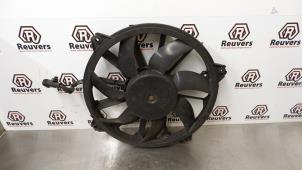 Gebruikte Koelvin Motor Peugeot 3008 I (0U/HU) 1.6 16V THP 155 Prijs € 35,00 Margeregeling aangeboden door Autorecycling Reuvers B.V.