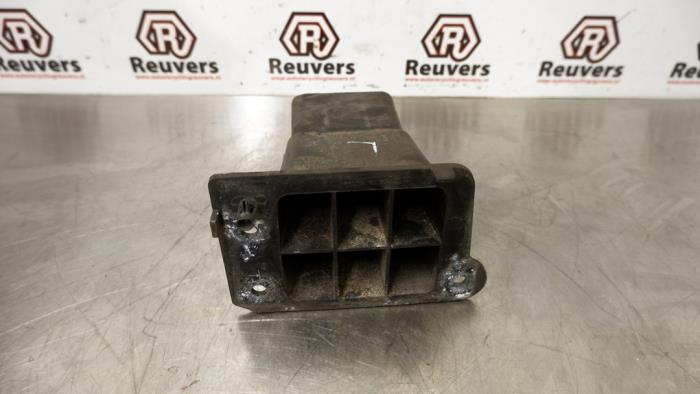 Chassisbalk voor van een Peugeot 3008 I (0U/HU) 1.6 16V THP 155 2011