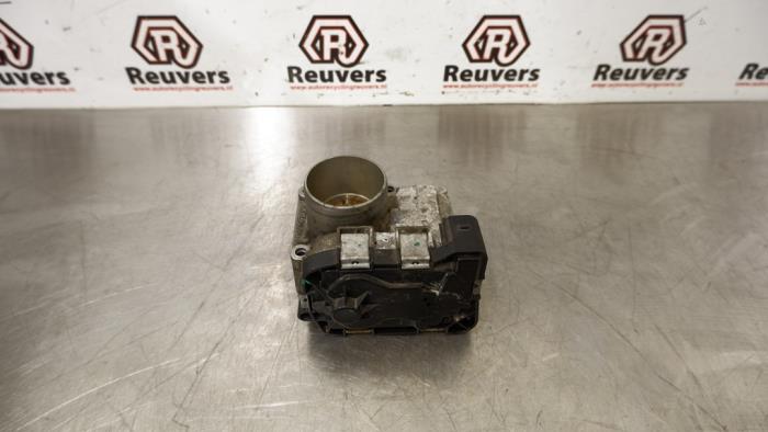Gebruikte Gasklephuis Fiat Grande Punto (199) 1.2 Prijs € 30,00 Margeregeling aangeboden door Autorecycling Reuvers B.V.