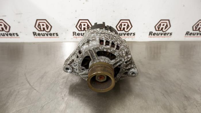 Gebruikte Dynamo Lada Kalina (1119) 1.6 Prijs € 35,00 Margeregeling aangeboden door Autorecycling Reuvers B.V.
